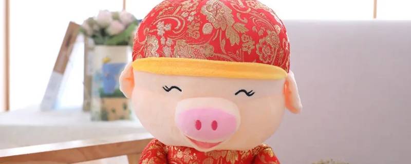 出栏排成队打一生肖